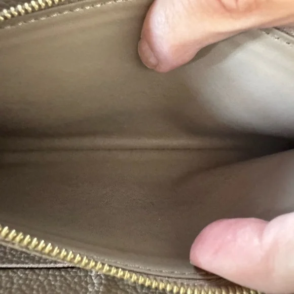 Louis Vuitton Monogram Empreinte Leather Sarah Wallet iw/ COA, Dust Bag & Box - Picture 13 of 16